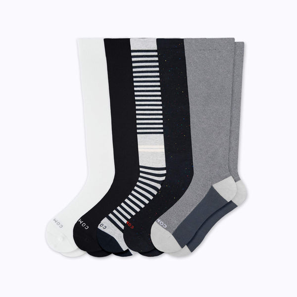 5 pairs of kee-high socks in blacks and whites