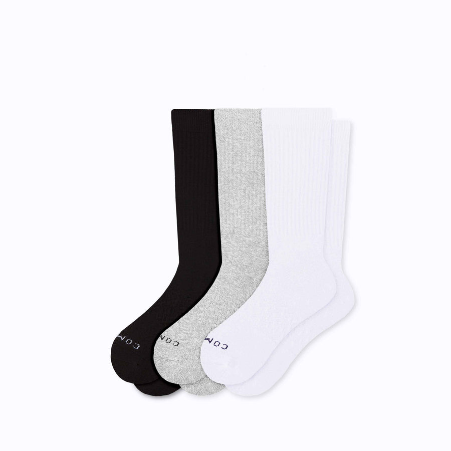 3-pack of cotton crew socks in black, grey and white.