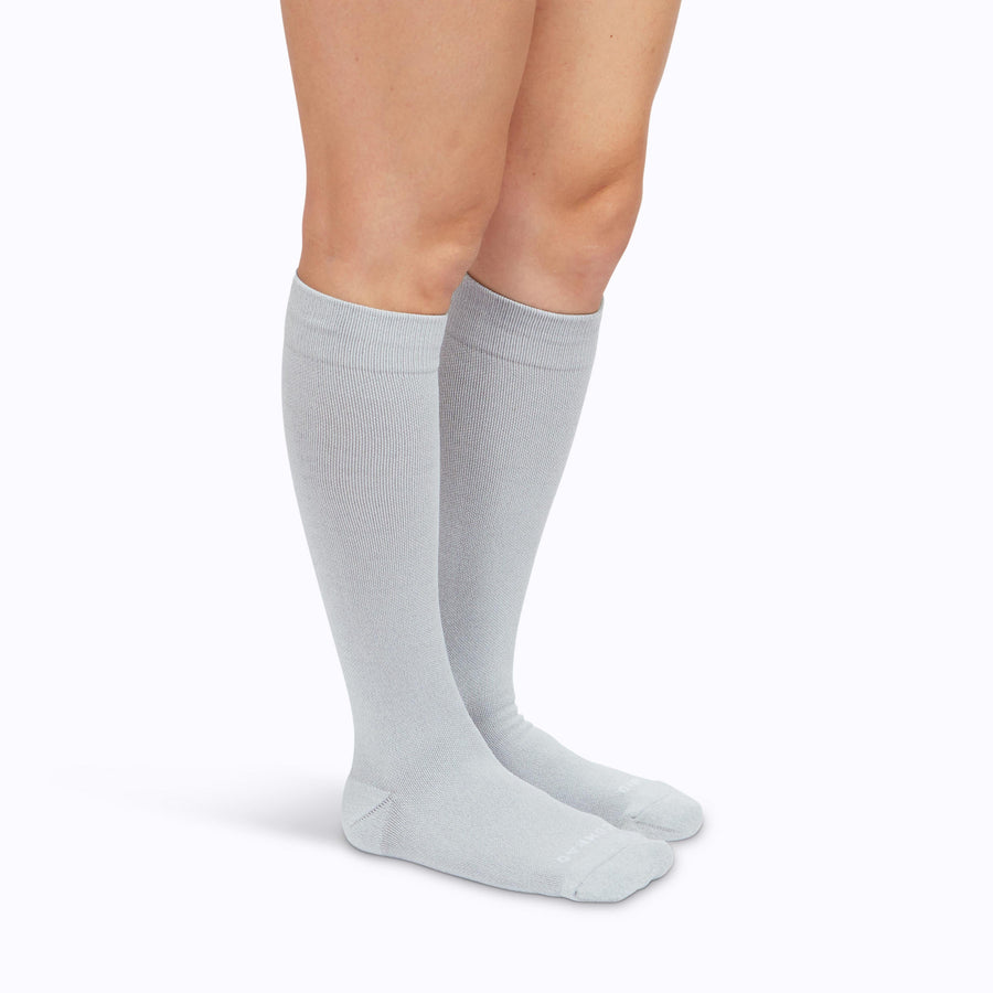 Knee-High Compression Socks – 4-Pack Solids