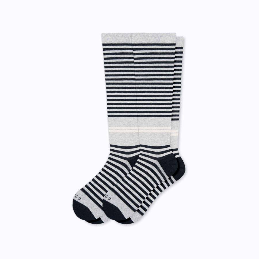 A 2-pack of cotton compression socks in grey-black tencel stripe